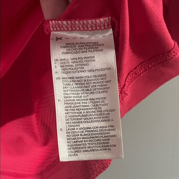 Reebok Red and Orange Graphic Top Size Large - Picture 3 of 6